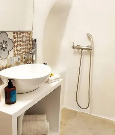 Apartamento Bougainvillea Cave - Old Town